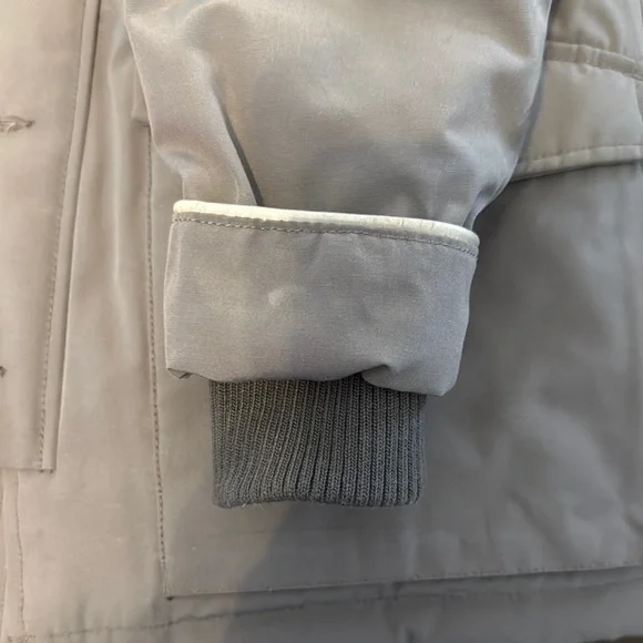 GAP Gray Puffer Jacket
